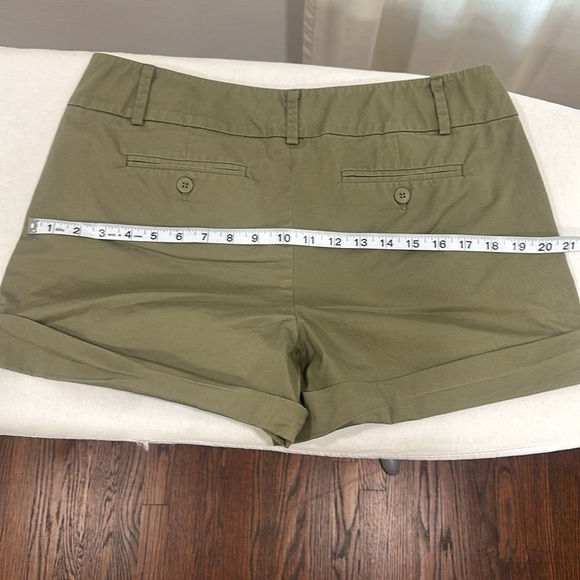 EUC women’s NY & Company Shorts size 12 - Picture 5 of 6
